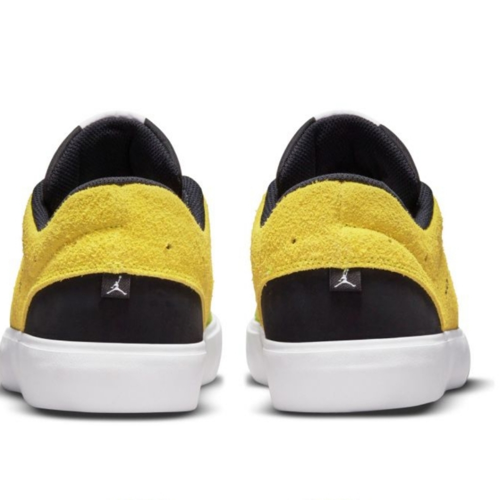 Jordan Series .03 - Picture 2 of 5